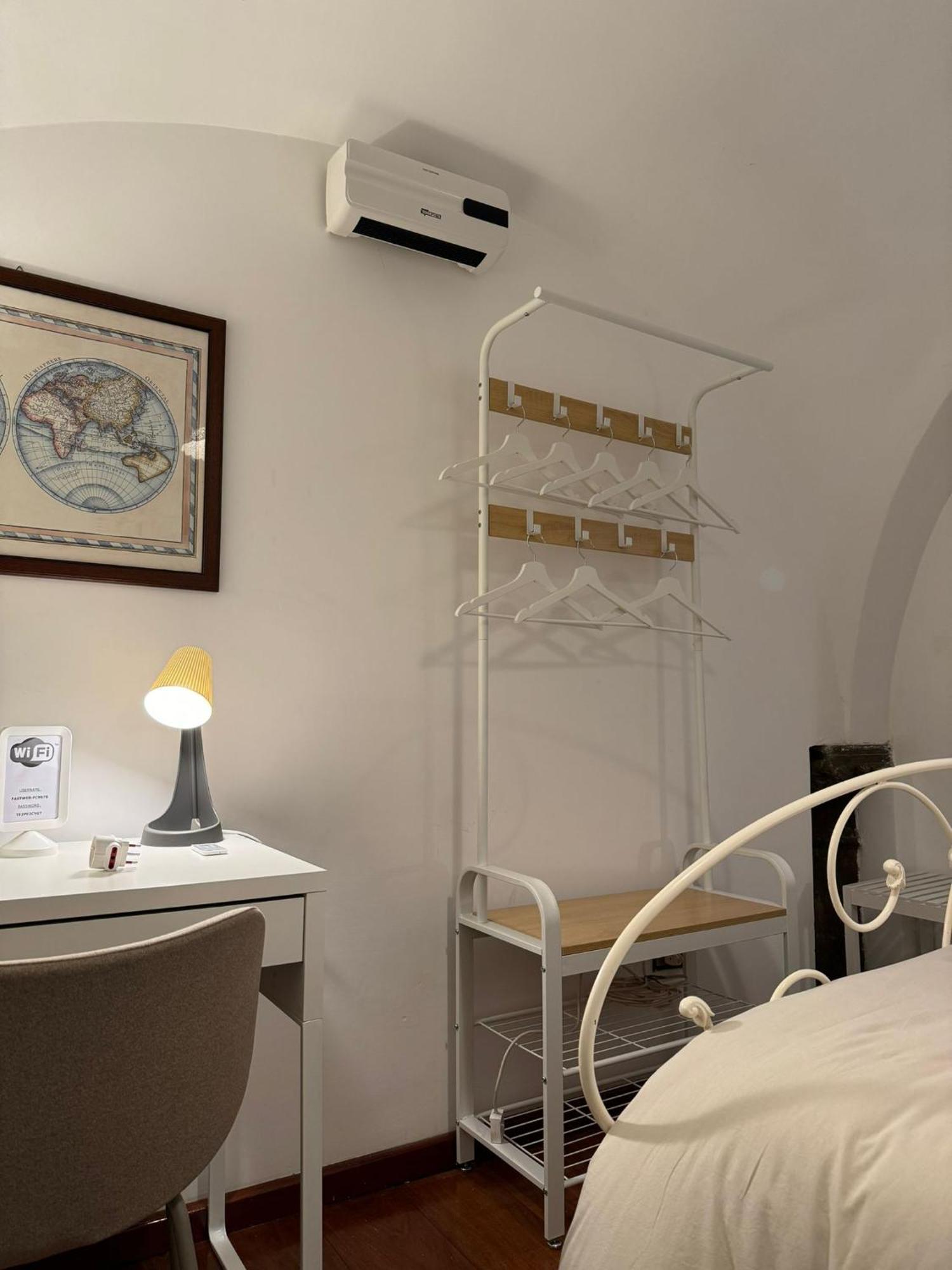 Il Chiostro A Chiaia *